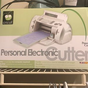 Cricut Personal Electronic Cutter Provo Craft Scrapbooking Machine